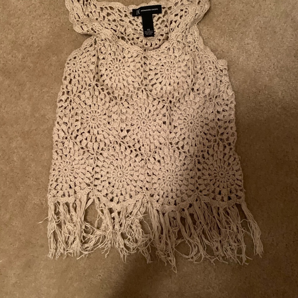 Assorted clothes - Picture 14 of 16